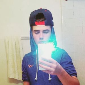 Meet your Posher, Brady